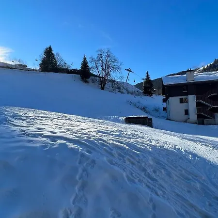 Parnasse 2-203 - Bel Sur Les Pistes De Et Dans Le Village, Au Calme *
